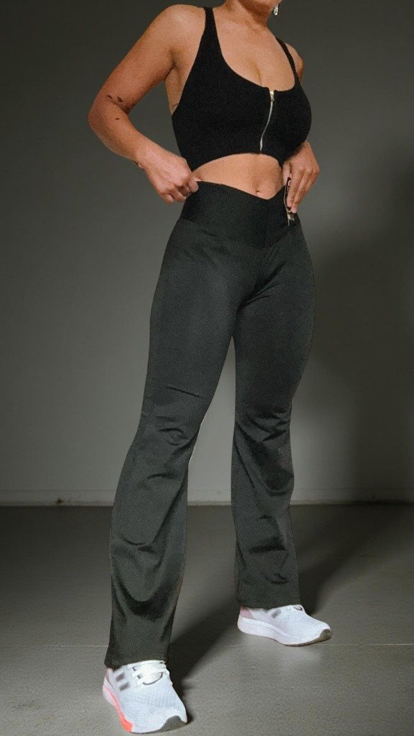 Producto - Calza oxford negras sin frunce