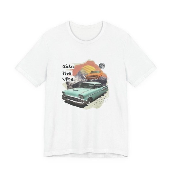 Producto - Remera Unisex "Retro Collage VI"