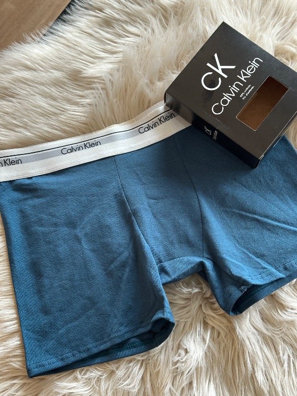 Producto - BÓXER CALVIN KLEIN PETRÓLEO
