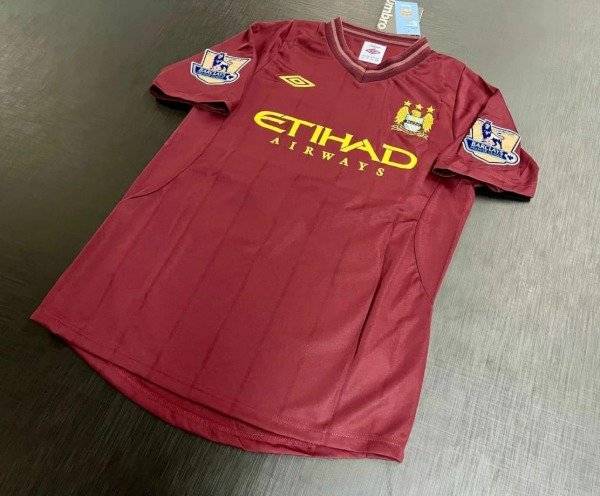 Producto - CAMISETA MANCHESTER CITY IMPORTADA ALTERNATIVA RETRO 2012/2013 #16 AGÜERO