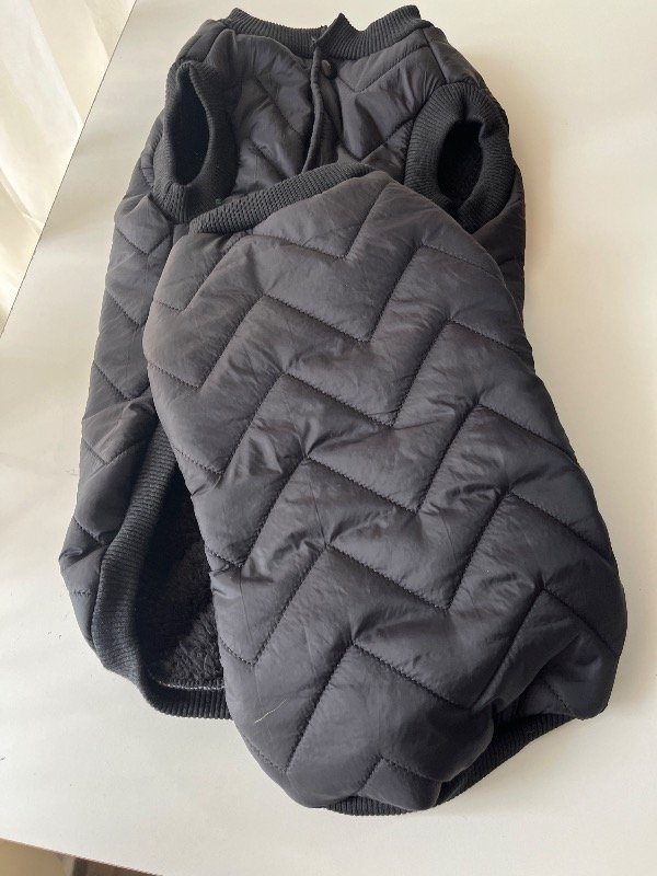 Producto - Puffer black con corderito