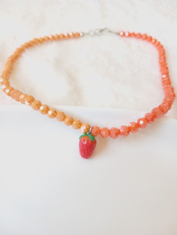 Producto - Collar Frutilla