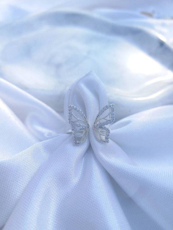Producto - anillo mariposa white