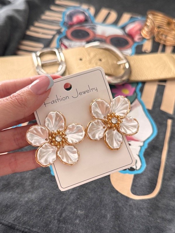 Producto - Aros Flor Dorados