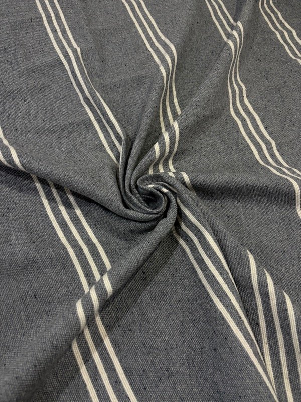 Producto - Manta de Pabilo gris con rayas blancas