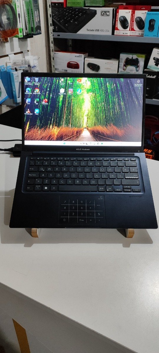 Producto - ASUS VIVOBOOK 1404Z/ CORE I5 1235U / 8GB / 256gb