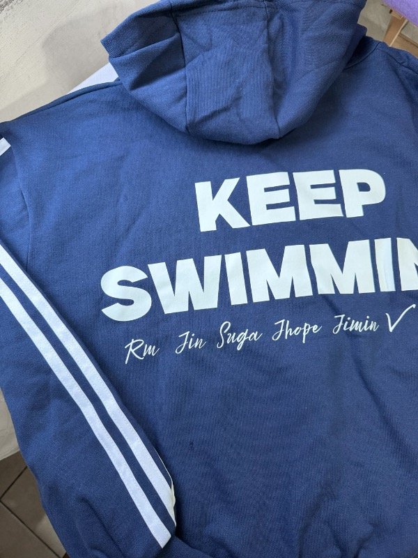 Producto - CAMPERA KEEP SWIMMING M FRIZADA (con detalle)