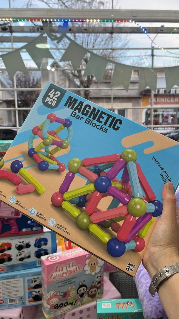 Producto - juego magnetico 42 piezas