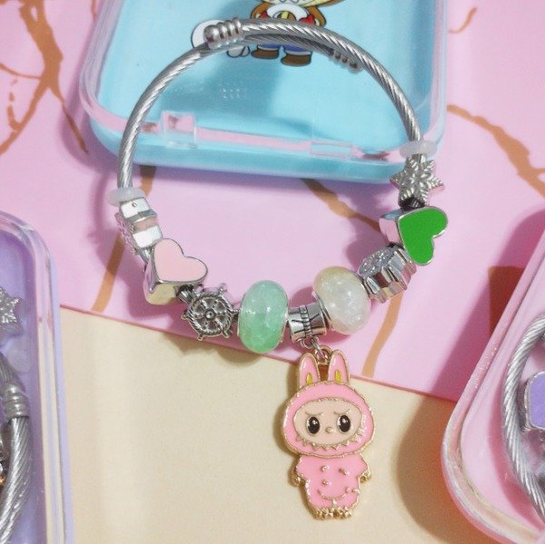 Producto - Set de Pulsera + Charms Labubu