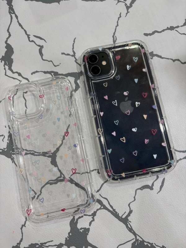 Producto - case transparente corazon iph 13 pro max