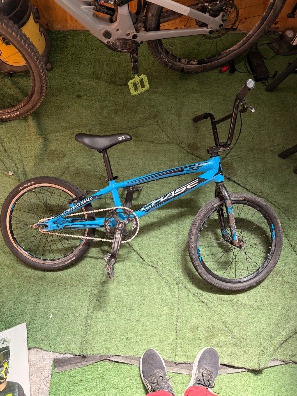 Producto - BICICLETA CHASE EDGE MEDIDA PRO USADA E400 - 1