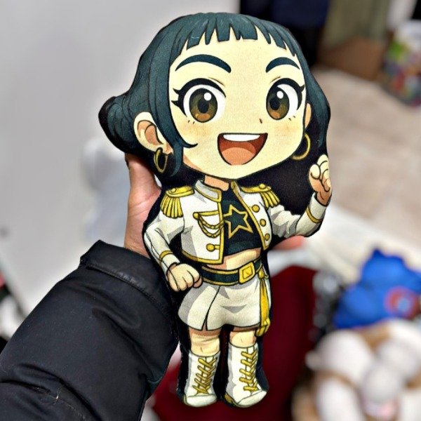 Producto - Peluche Zoey de las Guerreras K-pop 35x18 cm