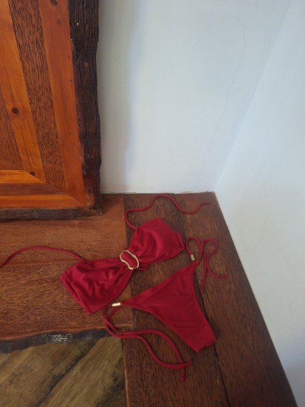 Producto - BIKINI MONCACO BORDO+ BOMBACHA DE TIRITAS CON ACCES DORADO