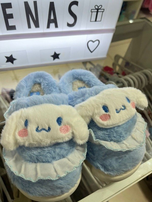 Producto - Pantuflas sanrio cinnamorl, kuromy y my melody