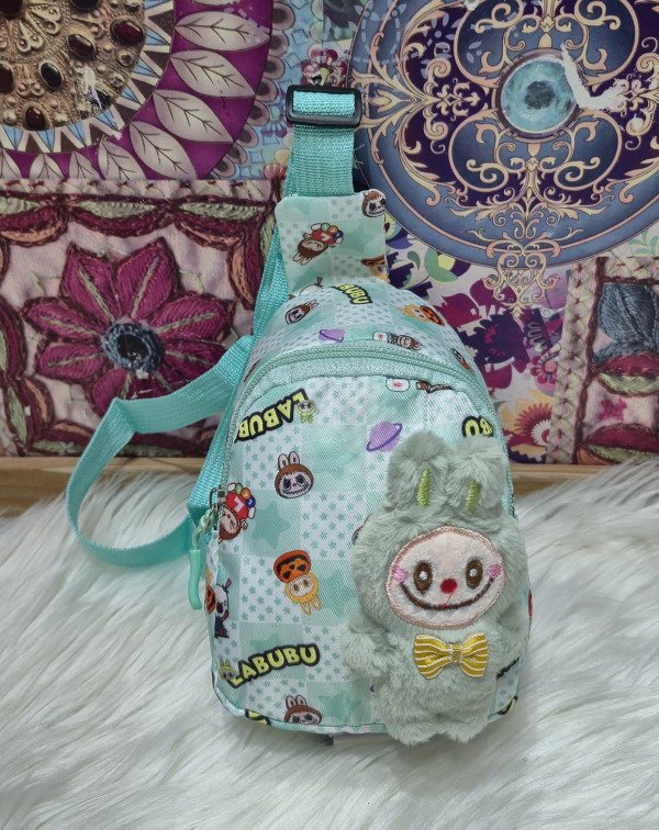 Producto - Linea Crazy!! Morral cruzado Labubu 3D