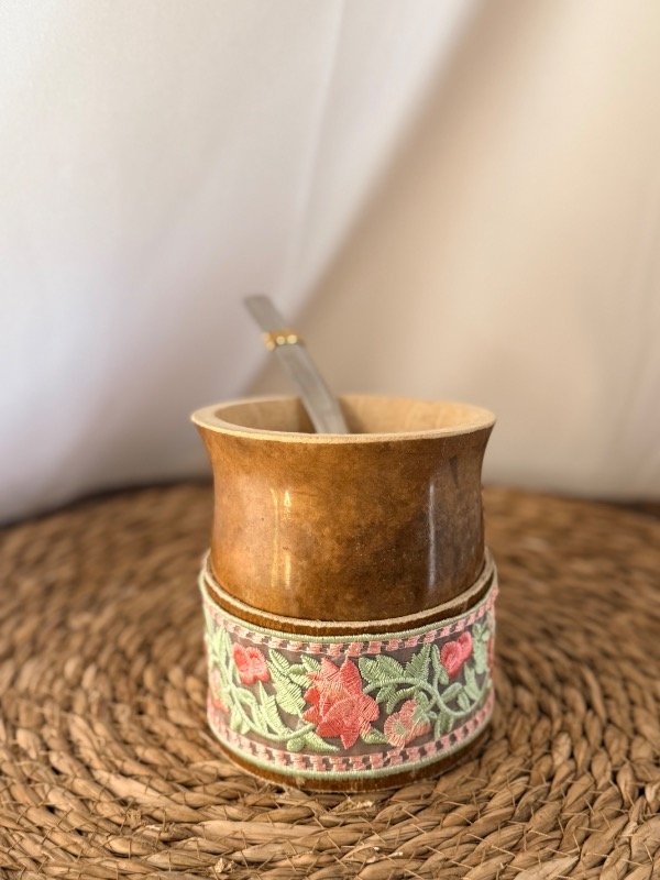 Producto - Criollo Bordado - Ernes