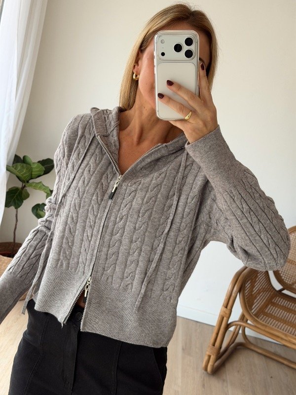 Producto - CAMPERA CAPUCHA TRENZA