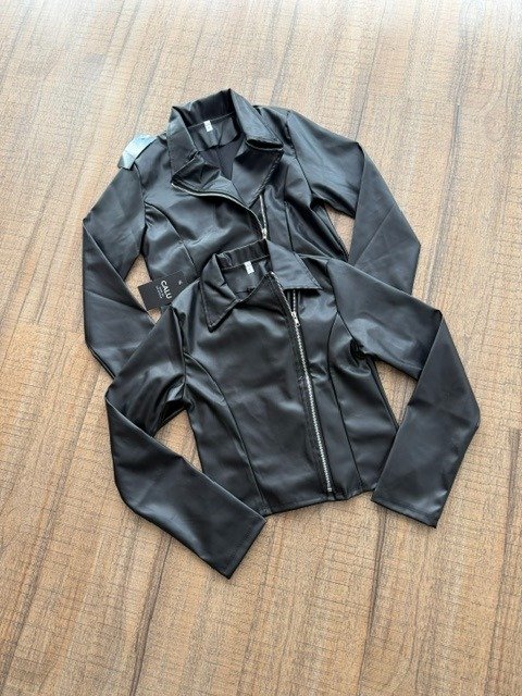 Producto - CAMPERA ENGOMADA SURI