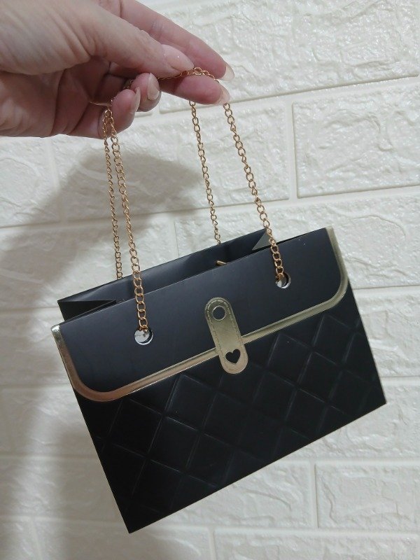 Producto - Bolsa de Regalo Tipo Sobre con Cadena Dorada - 1