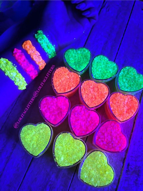 Producto - COMBO 4 CORAZONES DE 35GR GLITTER EN GEL NEÓN