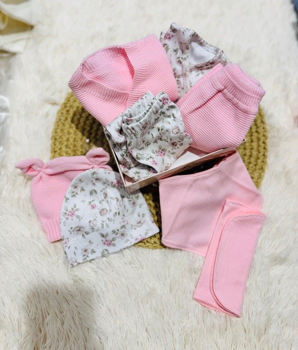 Producto - Kit De Nacimiento Rosa- 8 Piezas
