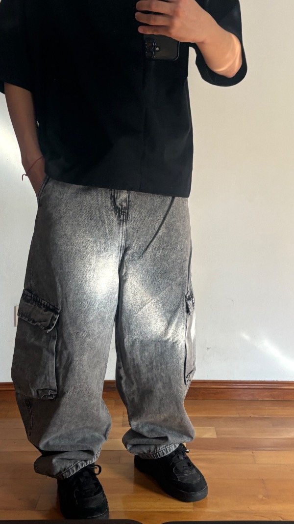 Producto - JEAN BAGGY CARGO GRIS