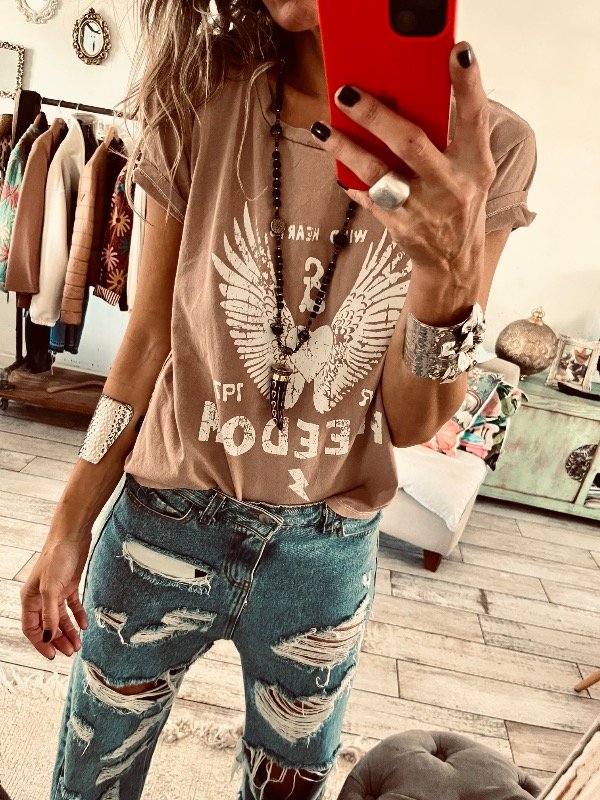 Producto - Remera freedom rosa - 1
