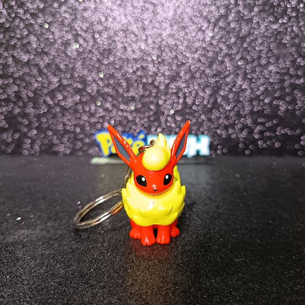 Producto - Flareon llavero BANPRESTO