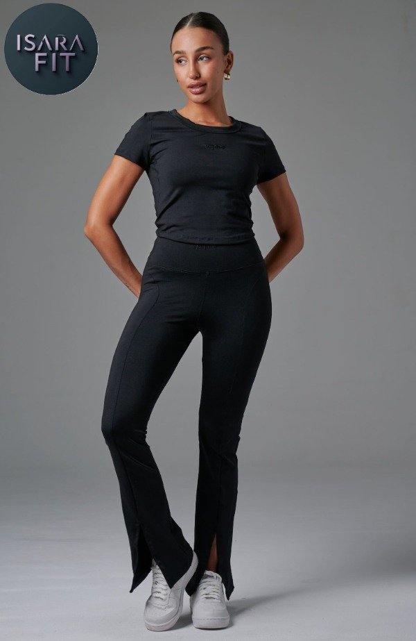 Producto - Remera Fit Negra - 2