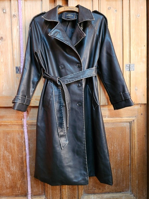 Producto - Trench Cuero Sintético Justa Osadía t.U