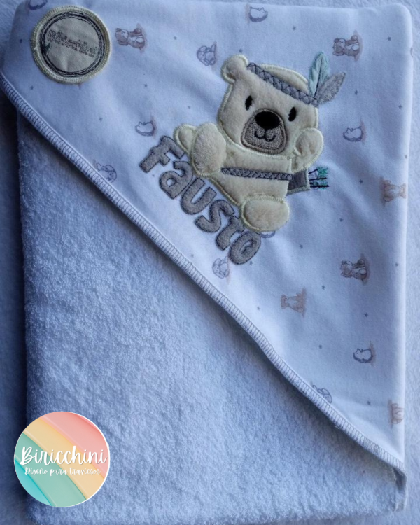 Producto - Toalla con Capucha Personalizada Bordada -- PRODUCTO A PEDIDO