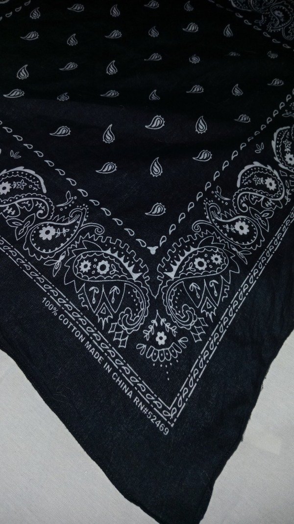 Producto - 70s Cotton RN52469 black Paisley Rockabilly Bandana handkerchief. - 1