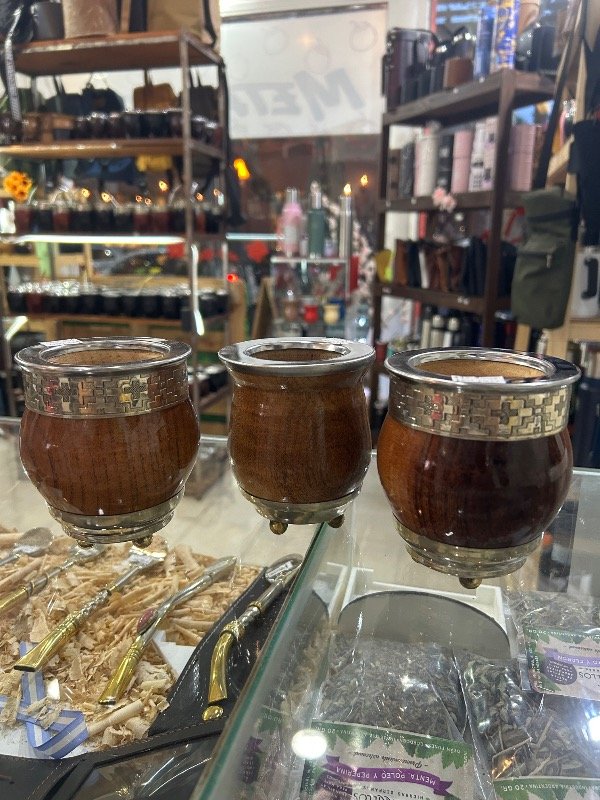 Producto - Mate Algarrobo con base y esferas