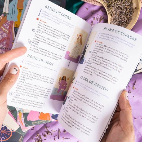 Producto - MAGAS ILUSTRADAS: LIBRO DE TAROT + MAZO ILUSTRADO - 7