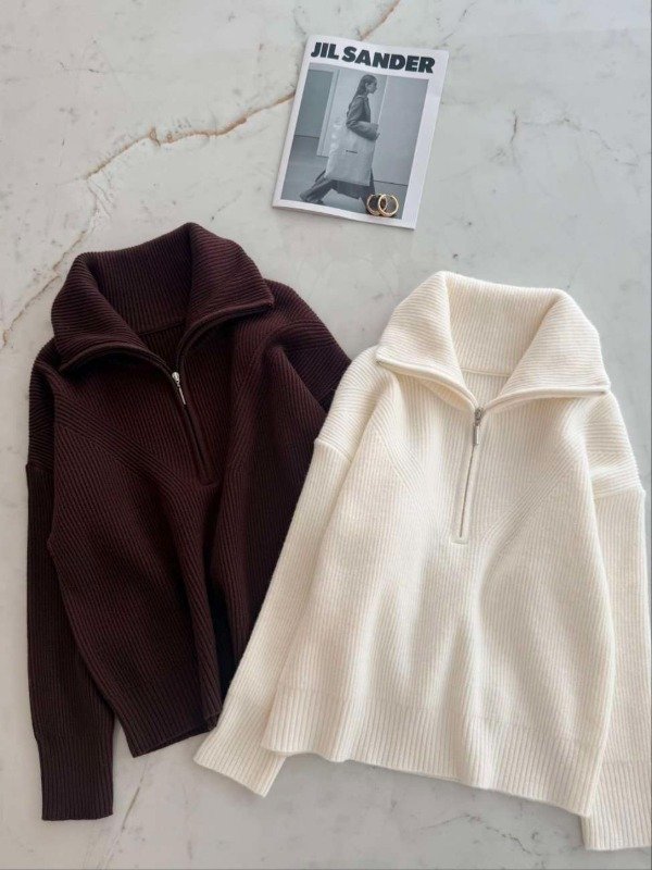 Producto - Sweater Mundo  -  Por encargue - EL PRECIO PUBLICADO ES LA SEÑA