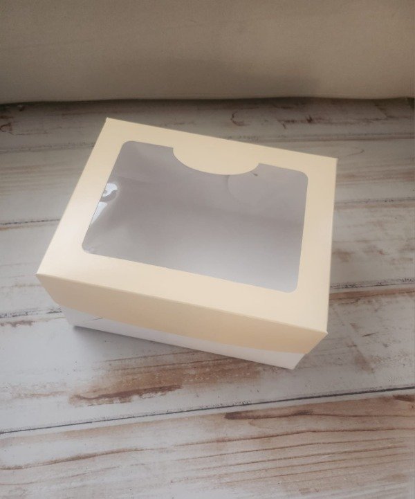 Producto - Caja desayuno - Medida 22x17,5x10 - Color Manteca