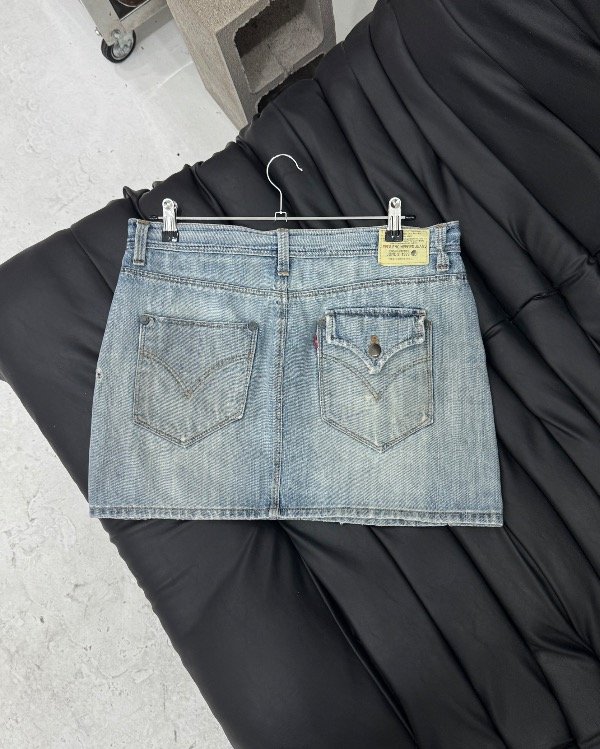 Producto - Mini skirt jean Levis Engineered (43)
