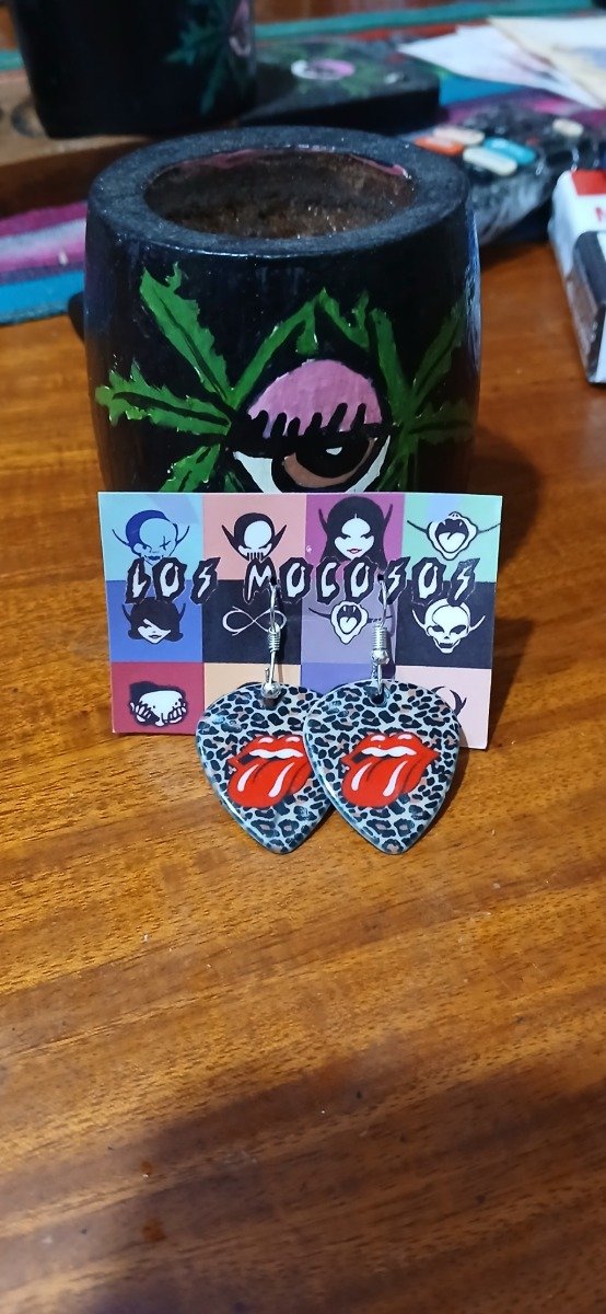 Producto - Aritos de stones 12