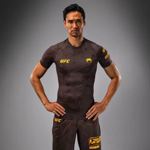 Producto - venum perfomance rashguard fusion marron manga corta Authentic Fight Week