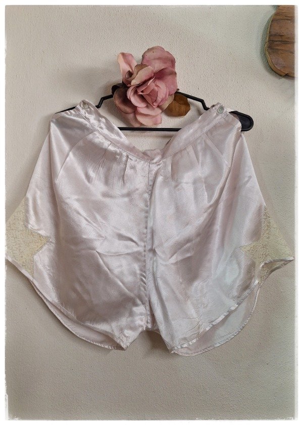 Producto - Calzón de Satén Rosa suave