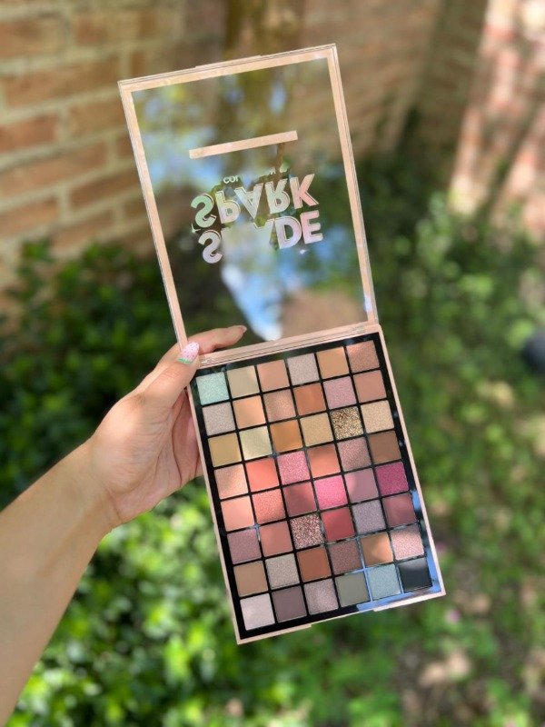 Producto - Paleta de sombras shade spark SANIYE