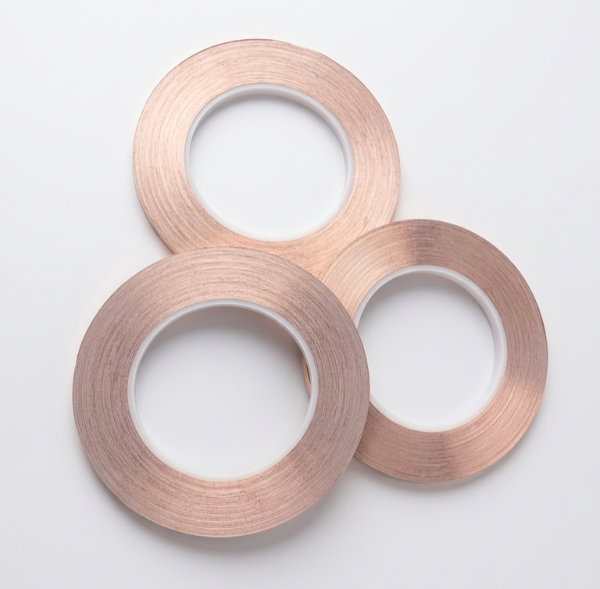 Producto - Cinta de cobre -Fondo negro-