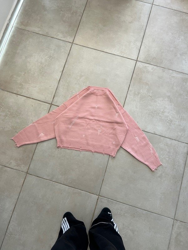 Producto - SWEATER ROTURAS ROSA