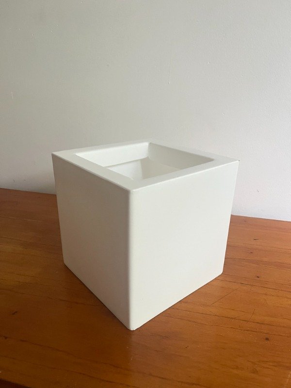 Producto - Maceta Ultraliviana Cubo