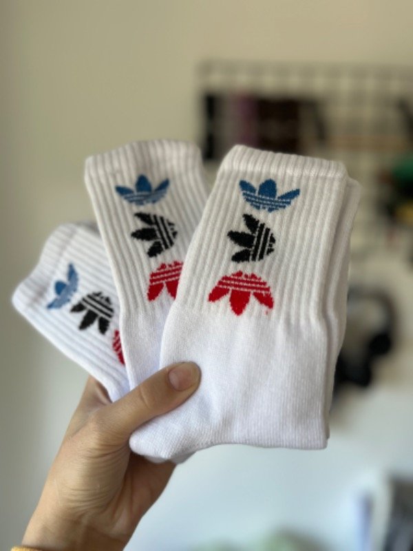 Producto - ADIDAS TRES LOGOS BLANCA