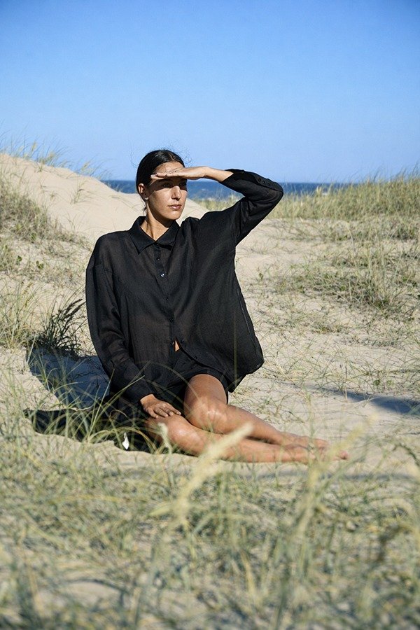 Producto - D. DERIVA: Camisa Costa Negra