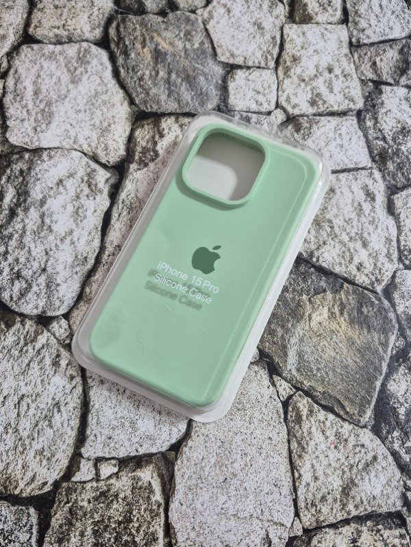 Producto - Funda silicone con logo Iphone 15 Pro verde agua