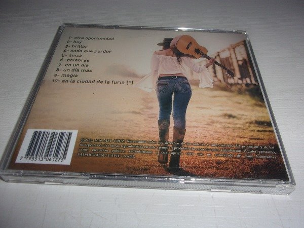 Producto - CD MEL CRUZ HOY ARG 38C - 1