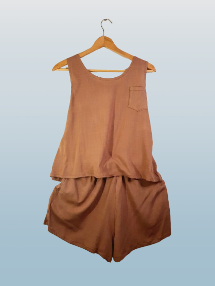 Producto - Conjunto Ema de blusa y short moca