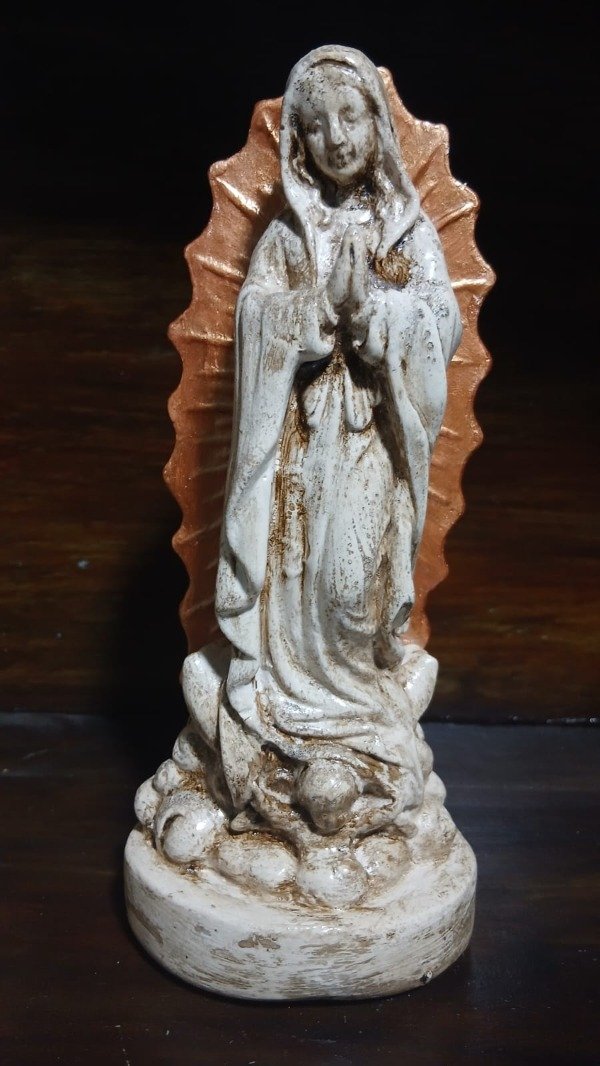 Producto - V. DE GUADALUPE - Estatuilla de 20 cm